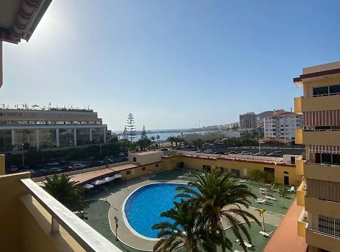 Pier View Cristianos Free Wifi Лос Кристианос